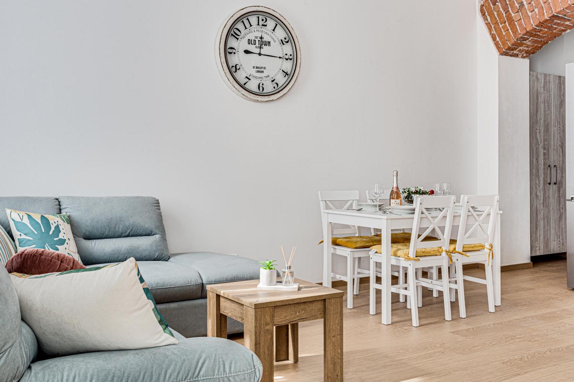 Ari Central Grand Apartments - Luxurious Stay Arad Exteriör bild