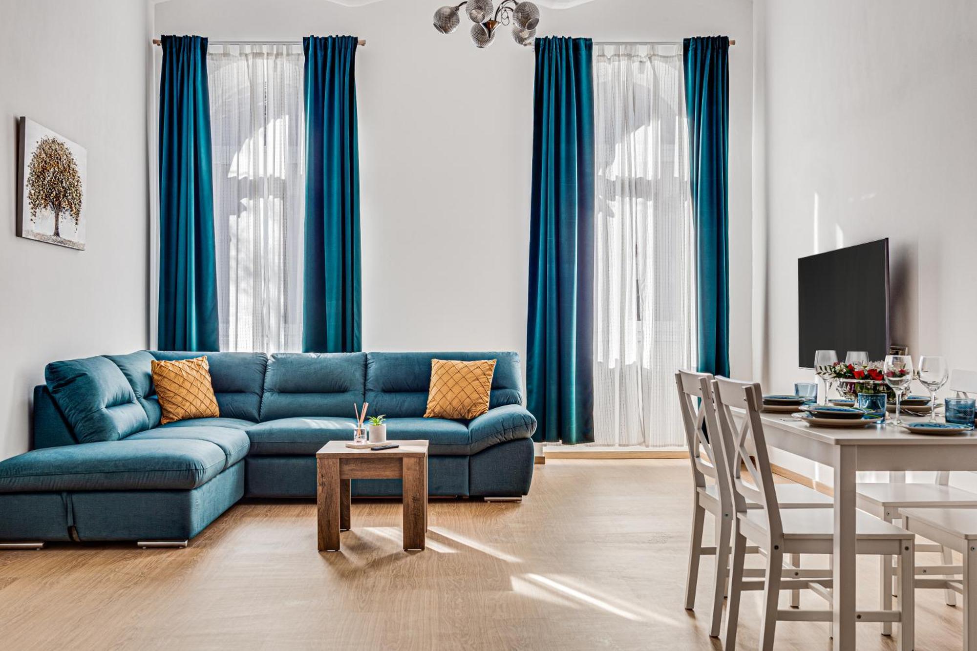 Ari Central Grand Apartments - Luxurious Stay Arad Exteriör bild