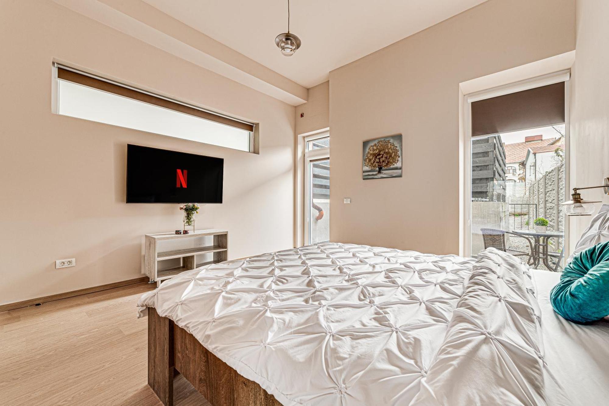Ari Central Grand Apartments - Luxurious Stay Arad Exteriör bild