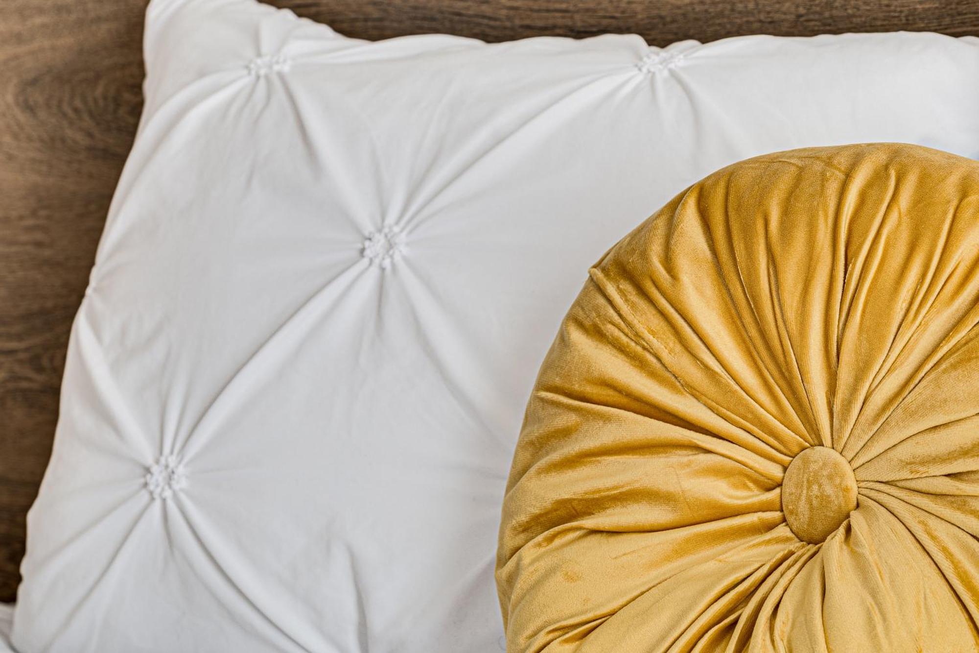Ari Central Grand Apartments - Luxurious Stay Arad Exteriör bild